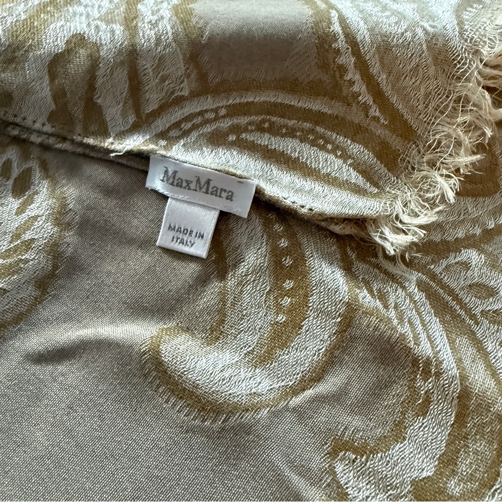 Silky Max Mara Jacquard Stole